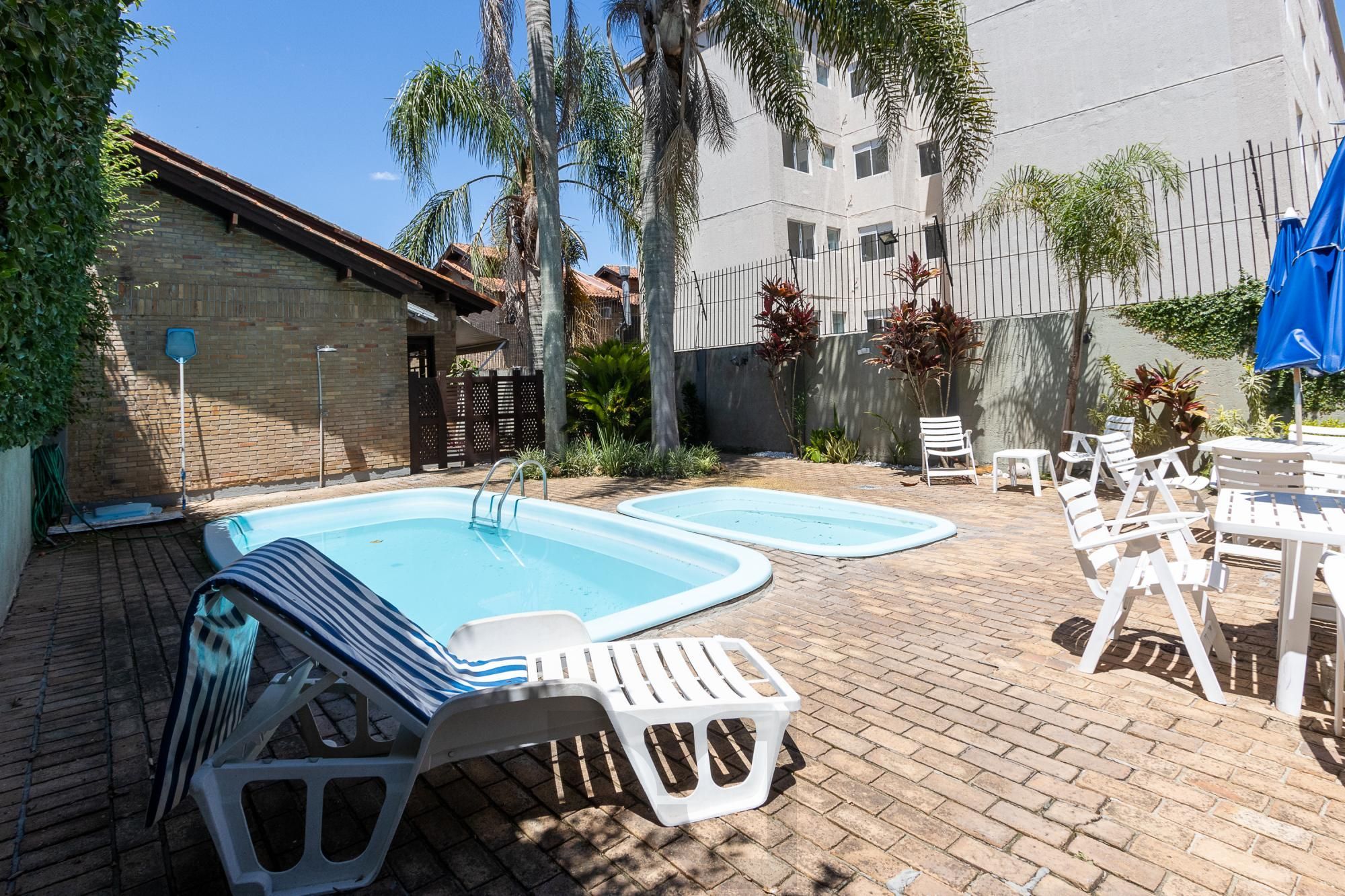 Casa 3 dormitórios, sendo 1 suíte, 2 vagas de garragem - bairro Ipanema — foto 46