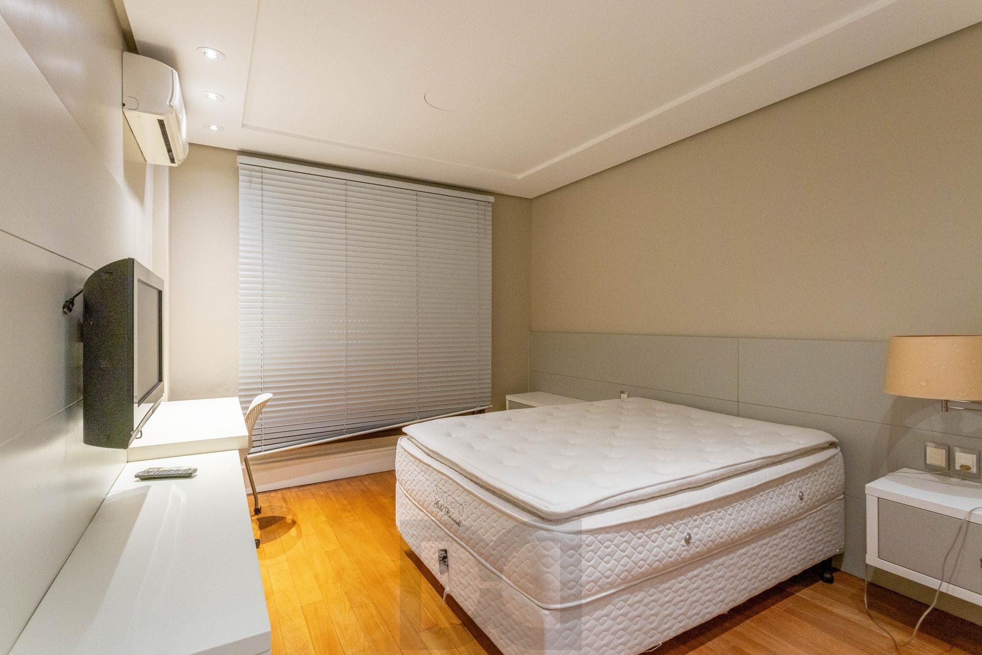 Apartamento para alugar em Mont 'Serrat com 6 quartos, 6 vagas e ótima localização — foto 62