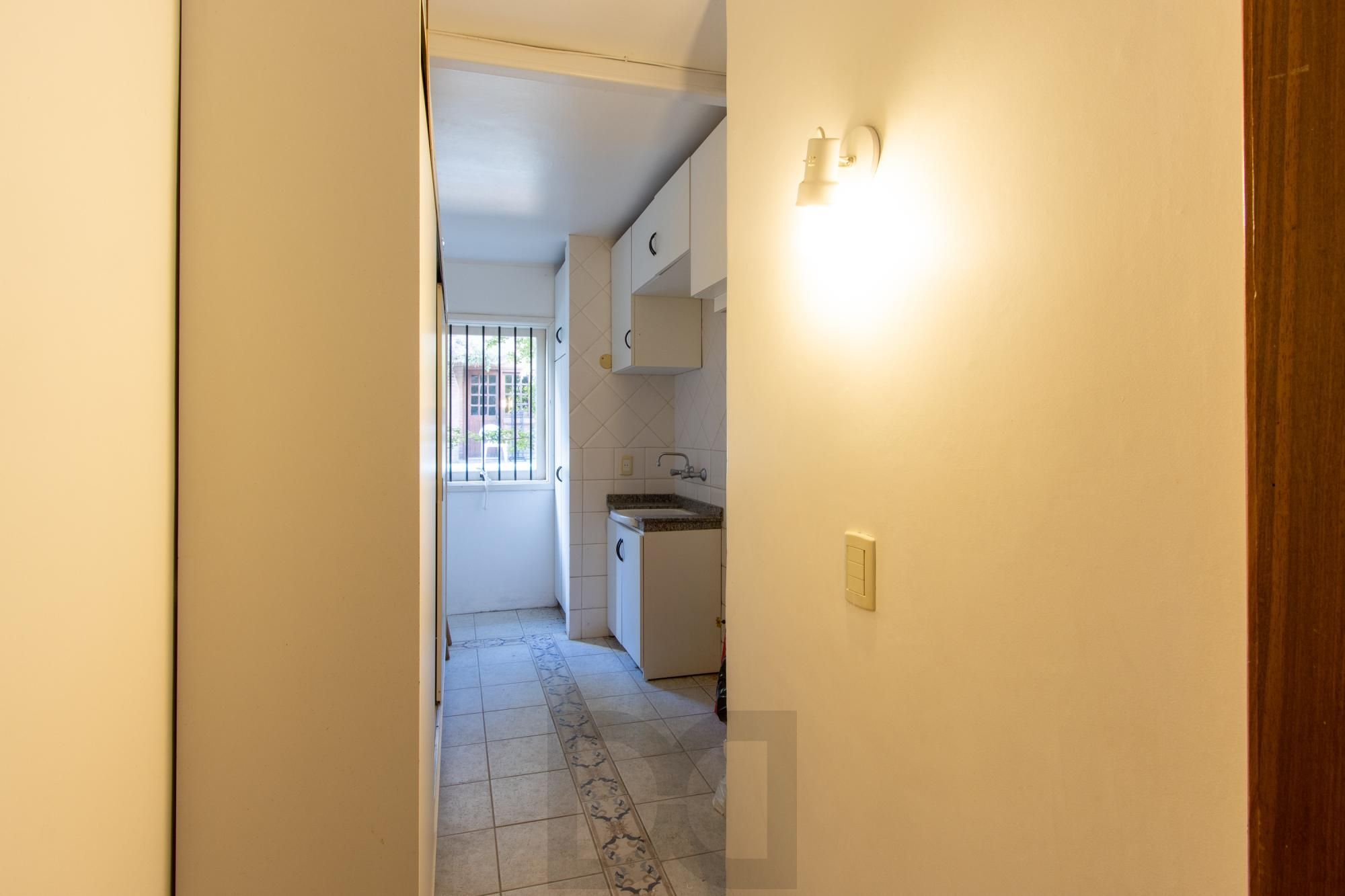 Excelente Casa em Condominio Fechado com 440,60m Dormitórios, sendo 2 Suítess — foto 25
