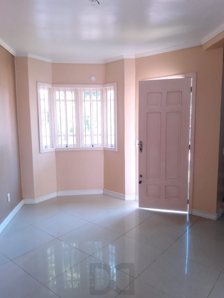 Amplo sobrado com 3 dormitórios — foto 3