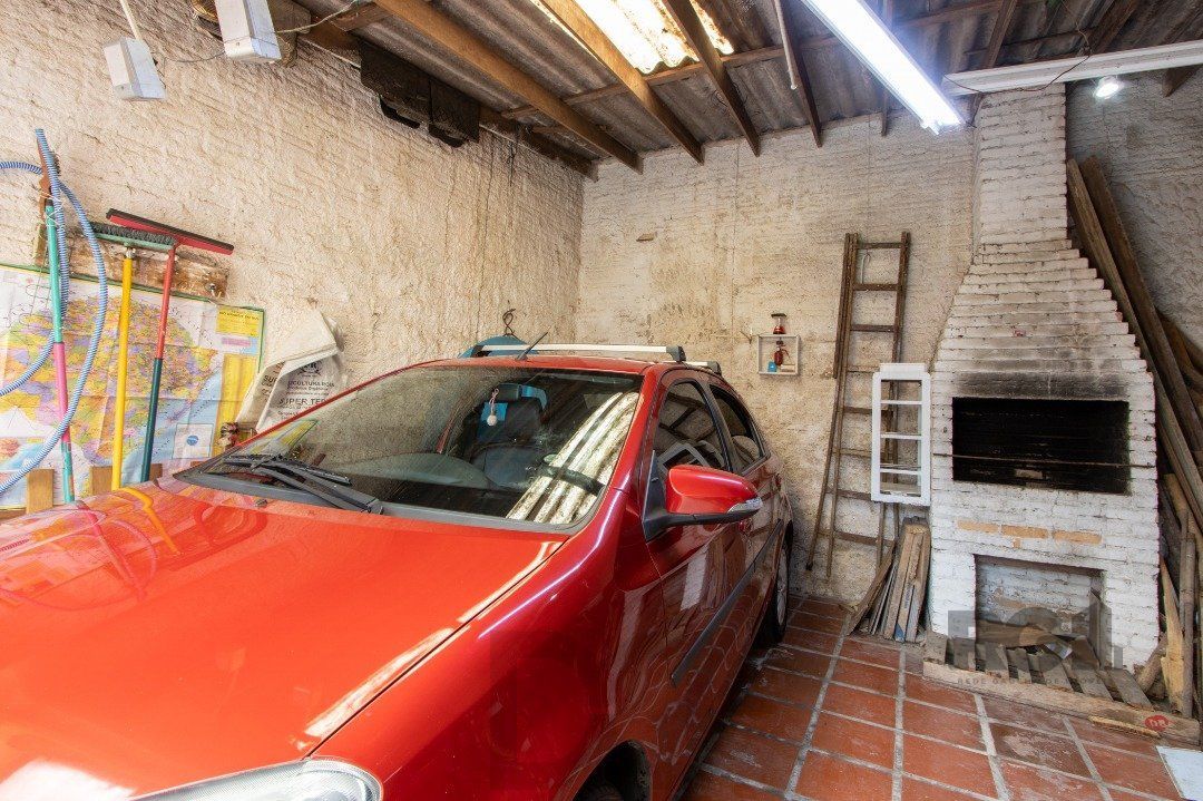 Sobrado, 3 quartos, 2 banheiros, pátio, 2 vagas, piscina - Bairro Vila Nova — foto 27
