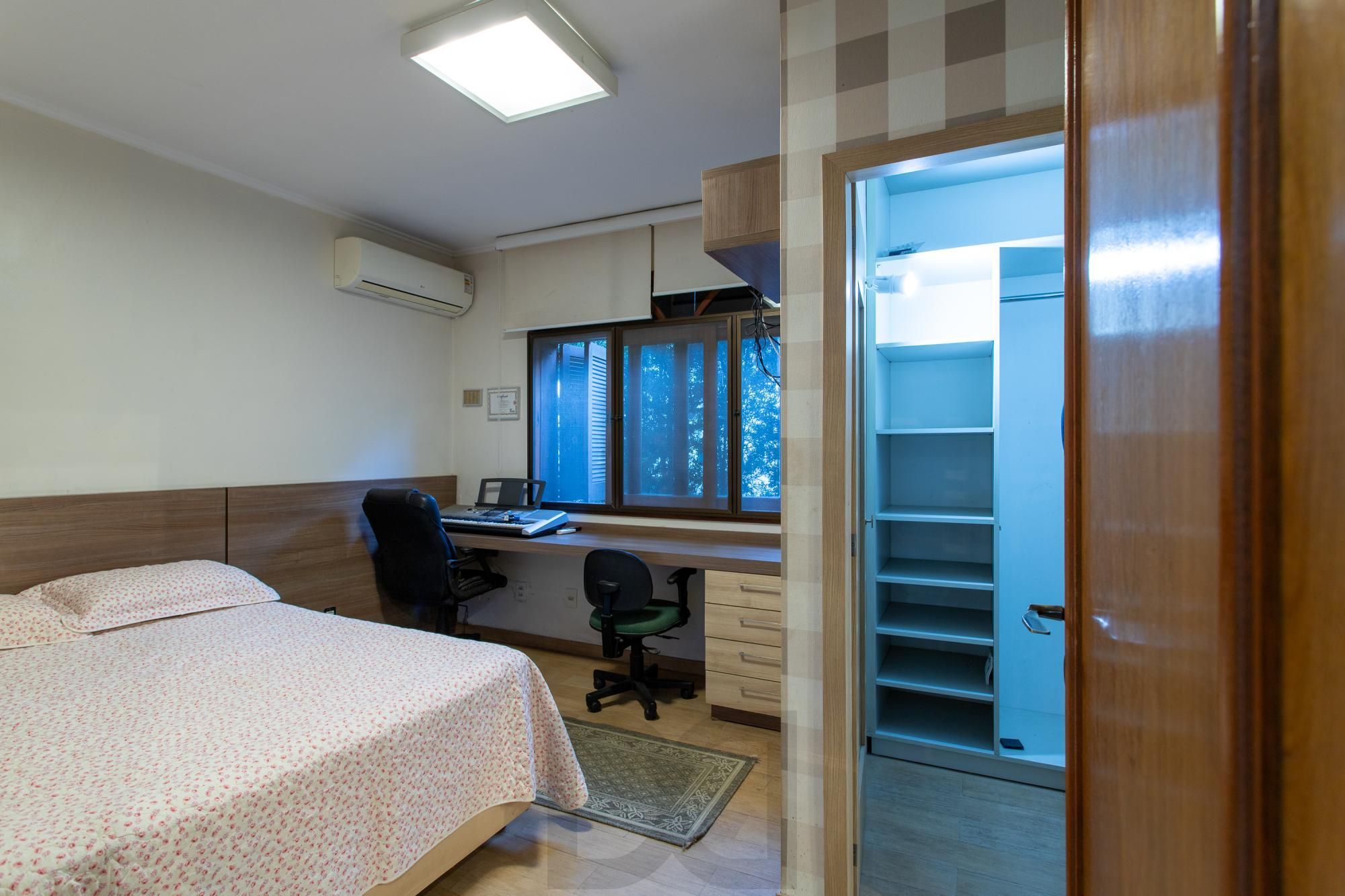 Casa em Condomínio à venda com 5 dormitórios, 565m² e 4 vagas no Condominio Jardim do Sol, Zona Sul de Porto Alegre — foto 40