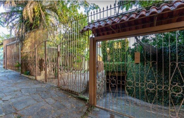 Casa no Bairro Vila Assunção com 4 dormitórios sendo 1 suíte e vista para o Guaíba — foto 1