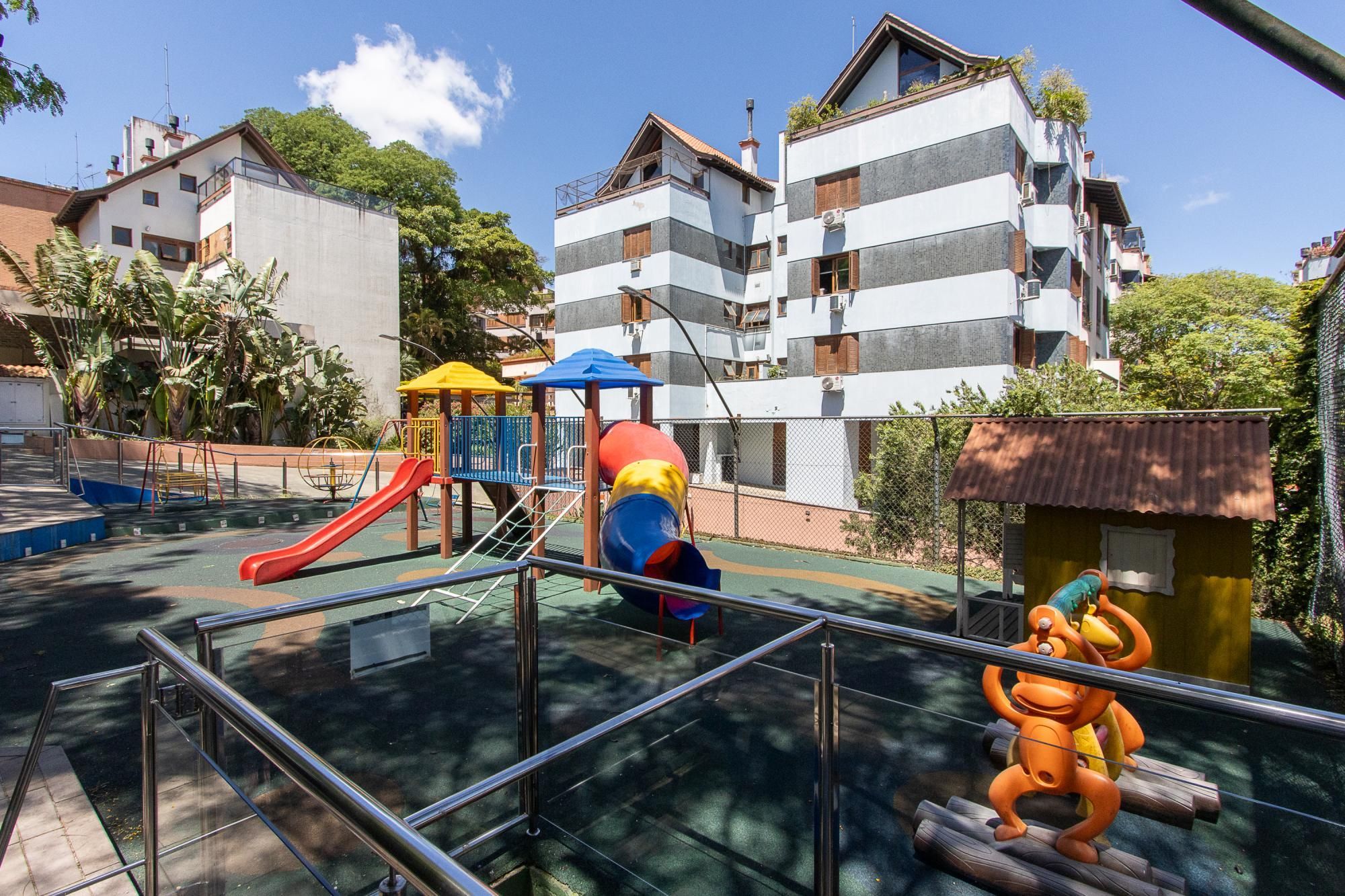 Apartamento de 4 dormitórios, 1 suíte e 2 vagas escrituradas - Bairro Ipanema. — foto 60