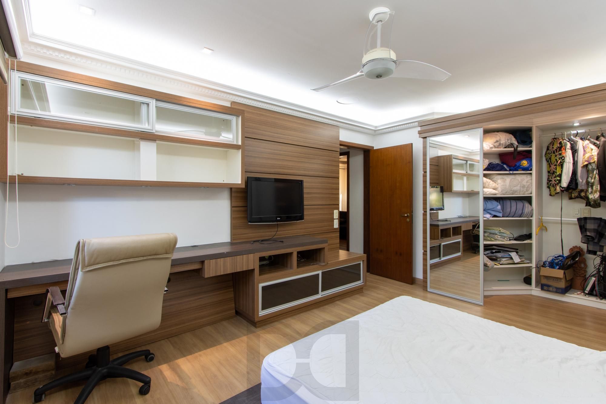 Excelente Casa em Condominio Fechado com 440,60m Dormitórios, sendo 2 Suítess — foto 71