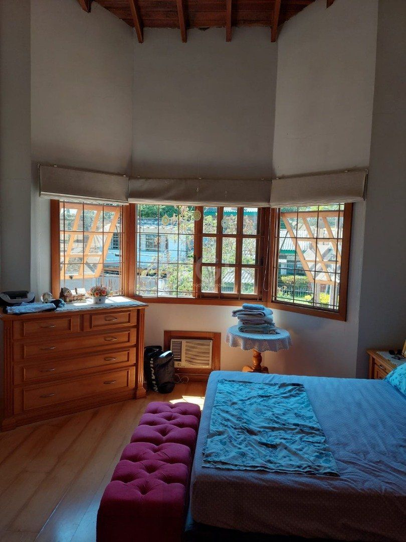 Casa para Venda - 156m², 3 dormitórios, sendo 1 suites, 2 vagas - Guarujá — foto 10