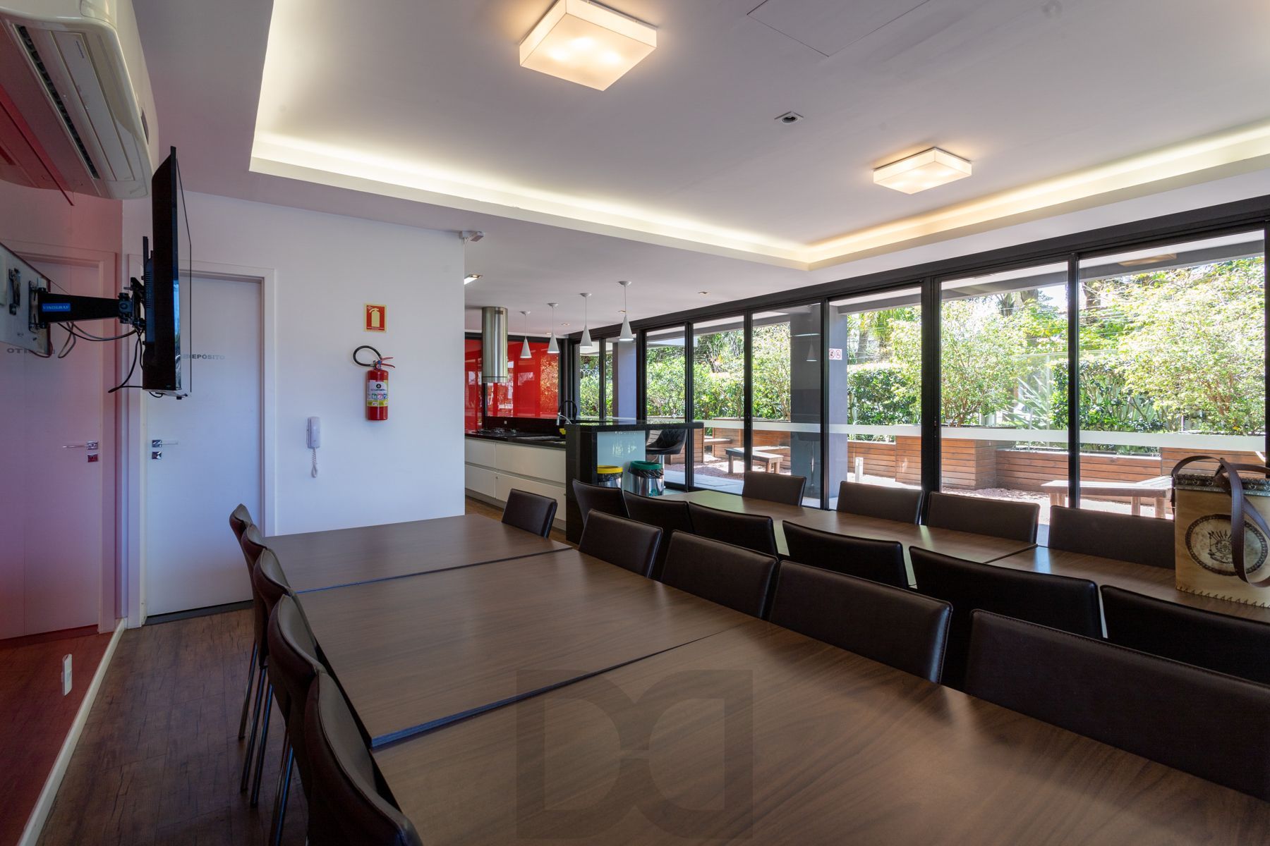 Apartamento com 2 quartos e 65m² à venda em Tristeza, Porto Alegre. — foto 42