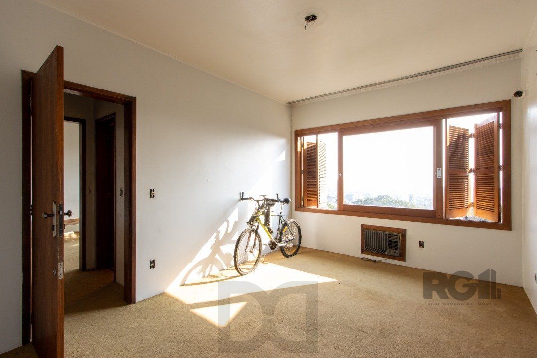 Casa para Venda - 361.95m², 4 dormitórios, sendo 2 suites, 3 vagas - Nonoai — foto 39