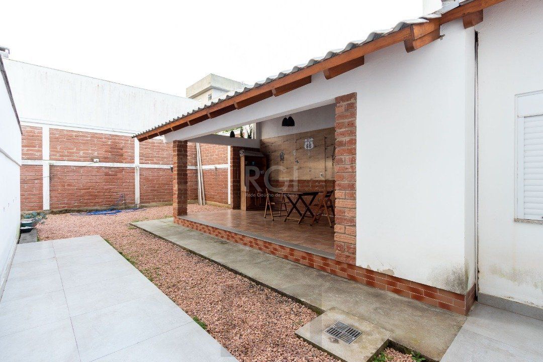 Casa para Venda - 377m², 4 dormitórios, sendo 3 suites, 3 vagas - Guarujá — foto 50