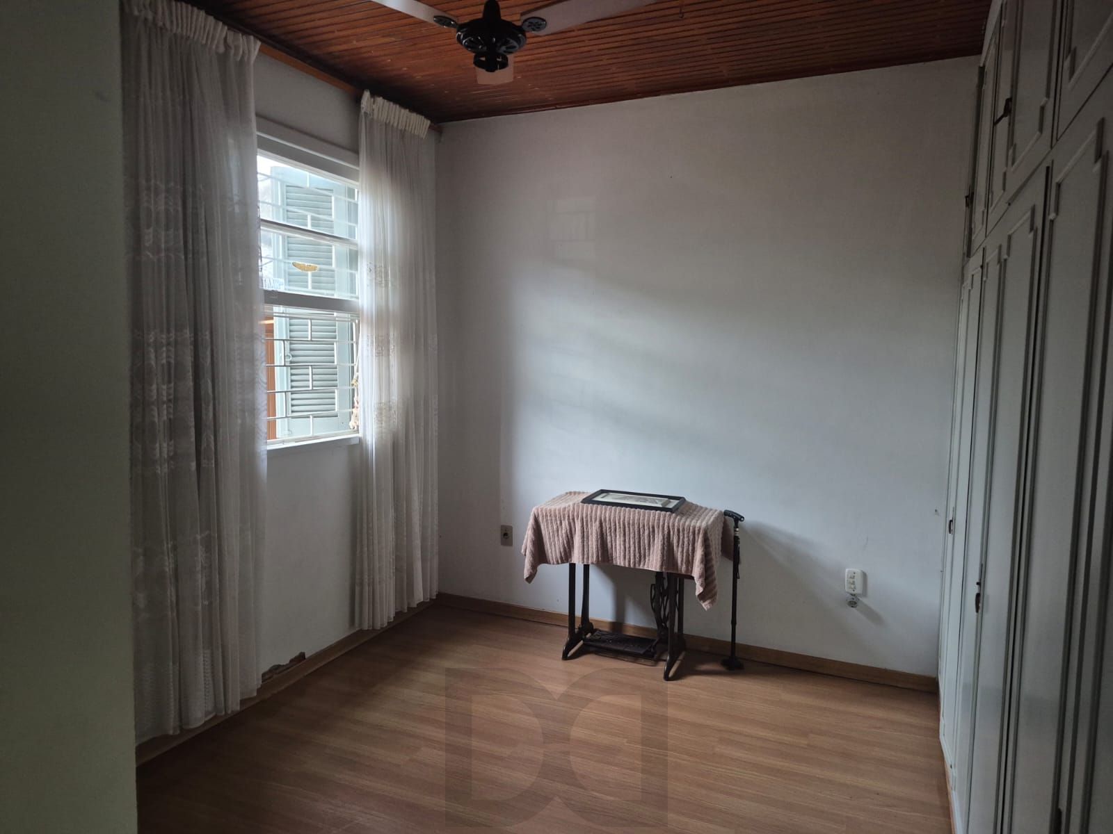 Casa 2 quartos, com anexo - Bairro Tristeza — foto 7