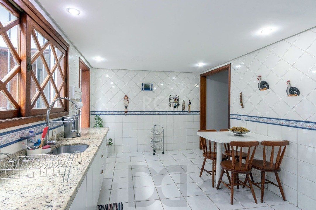 Casa para Venda - 451.63m², 5 dormitórios, sendo 1 suites, 4 vagas - Cristal — foto 21