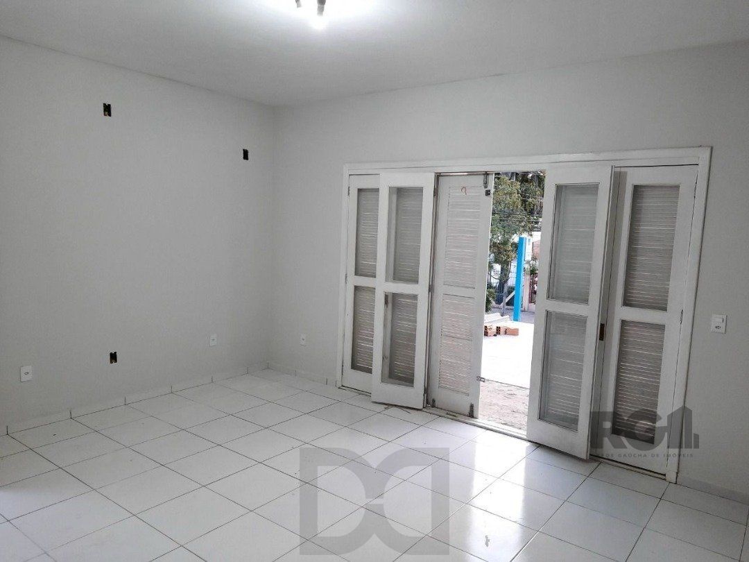 Oportunidade Imperdível: Prédio com 4 Apartamentos, Pátio e 2 Vagas de Garagem — foto 19