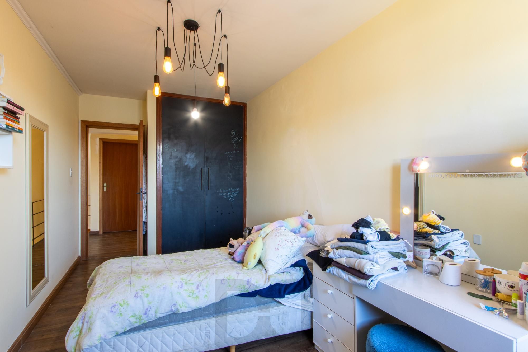 Casa para Venda - 255.68m², 4 dormitórios, sendo 1 suites, 2 vagas - Tristeza — foto 29