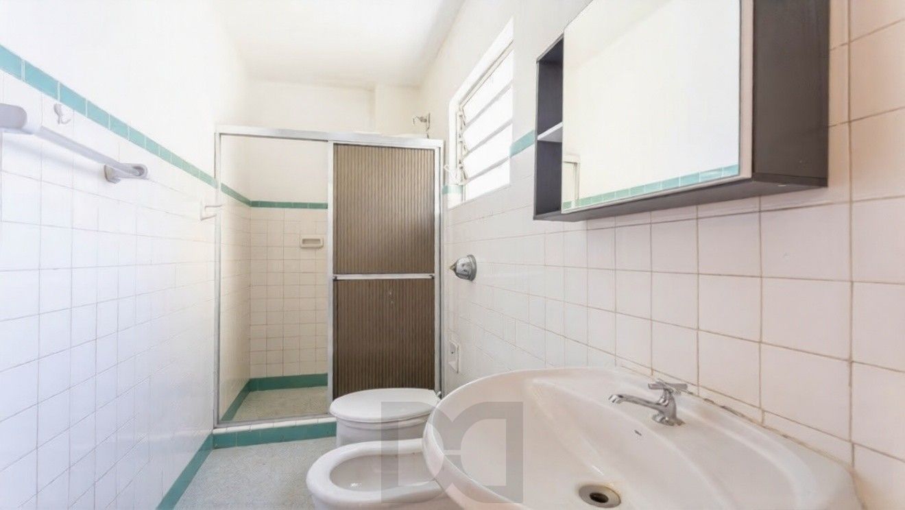 Apartamento de 1 quarto à venda no Edifício Britânia na Avenida Independência em Porto Alegre – 45,24 m² Privativos e Portaria 24h — foto 16