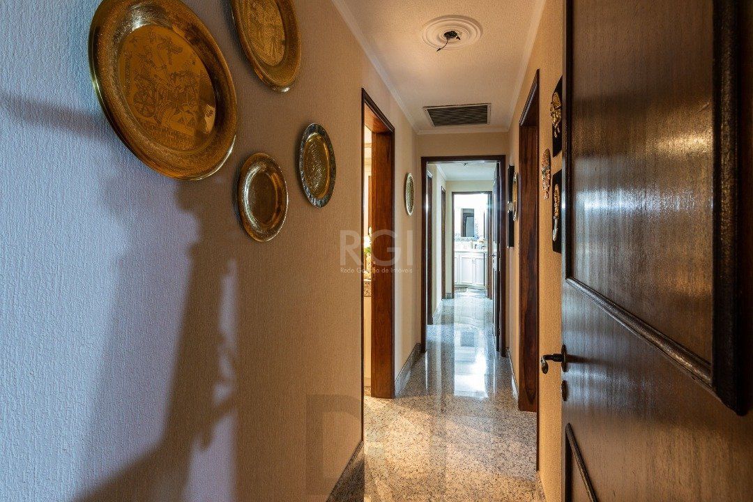 Casa para Venda - 430m², 4 dormitórios, sendo 2 suites, 4 vagas - Vila Assunção — foto 39