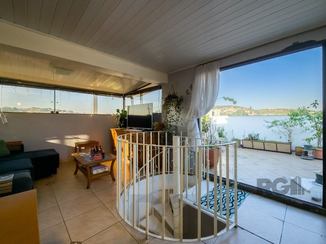 Cobertura, 2 quartos, 1 suite, dependência de empregada, 1 vaga de garagem, bairro Partenon — foto 30