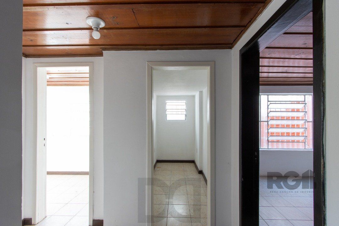 Casa para Venda - 200m², 3 dormitórios, 2 vagas - Cavalhada — foto 23