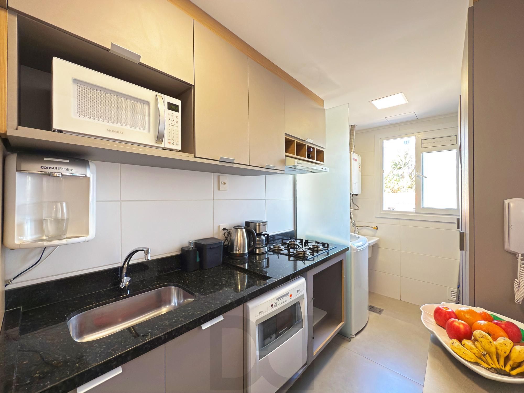 Apartamento 03 Suítes bairro Cristal, 88,97m² de área privativa, semimobiliada e 02 vagas de garagens cobertas. — foto 14