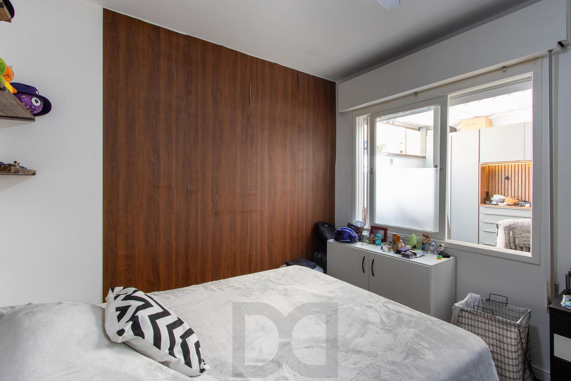 Linda casa totalmente reformada, 3 quartos (1 suite), 2 vagas cobertas - Bairro Nonoai — foto 25