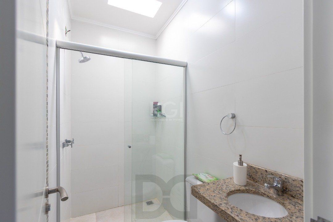 Casa para Venda - 168m², 3 dormitórios, sendo 1 suites, 2 vagas - Imperial Park — foto 29