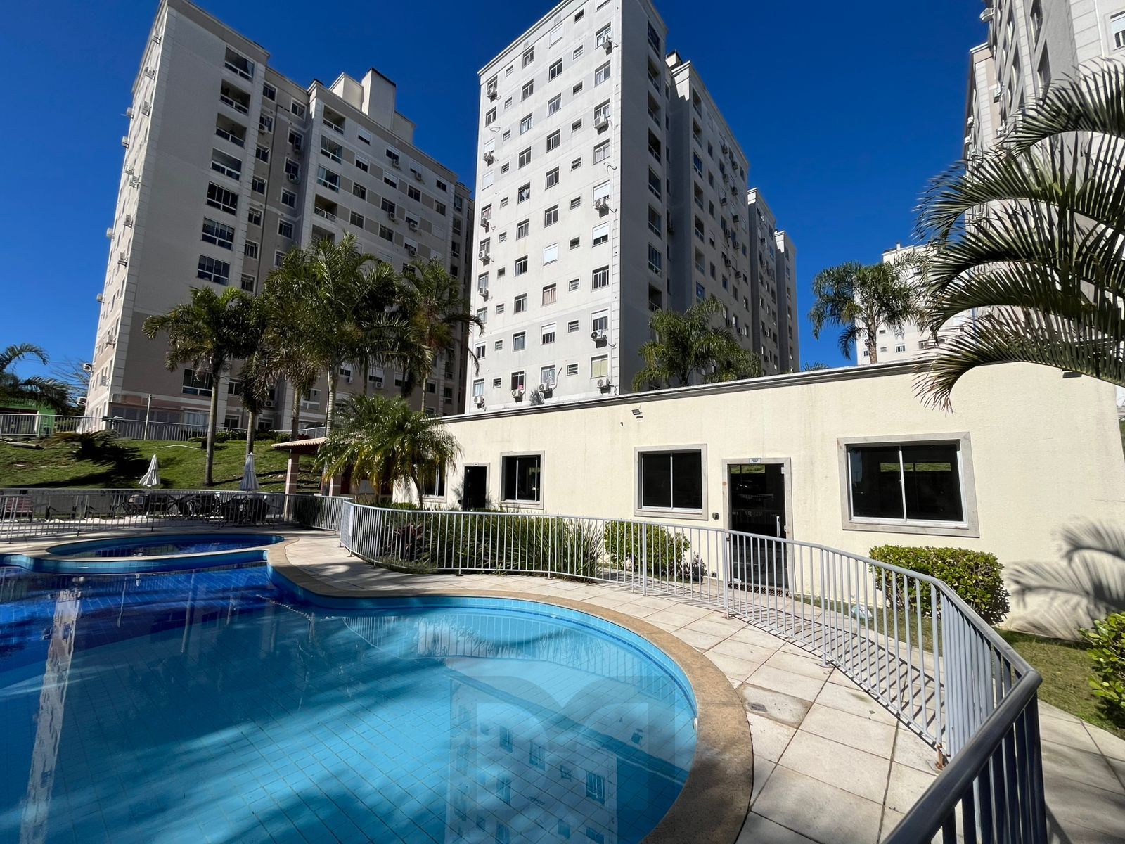 “Apartamento com Sacada e Churrasqueira – Vista Panorâmica na Zona Norte!” — foto 2