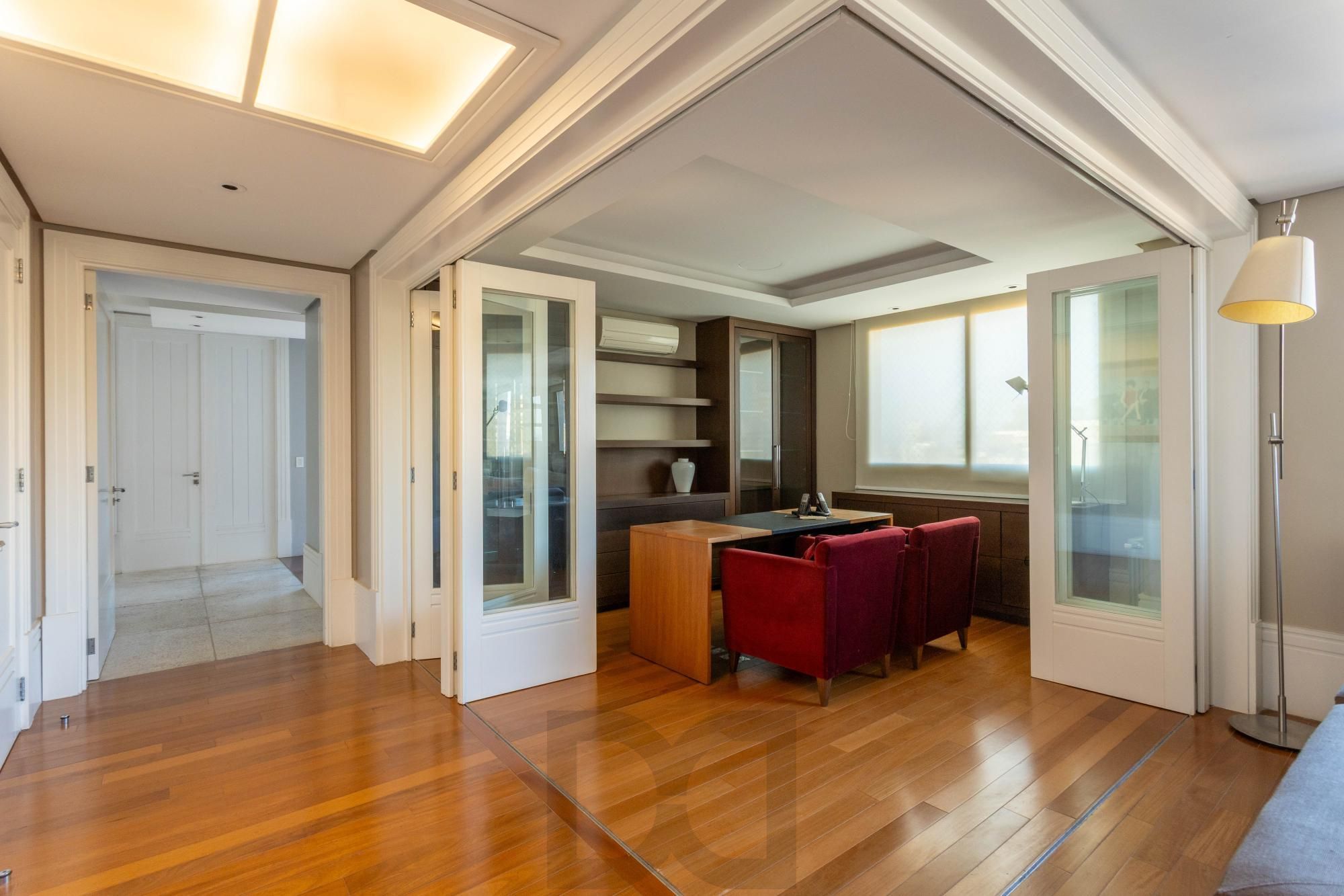 Apartamento para alugar em Mont 'Serrat com 6 quartos, 6 vagas e ótima localização — foto 41