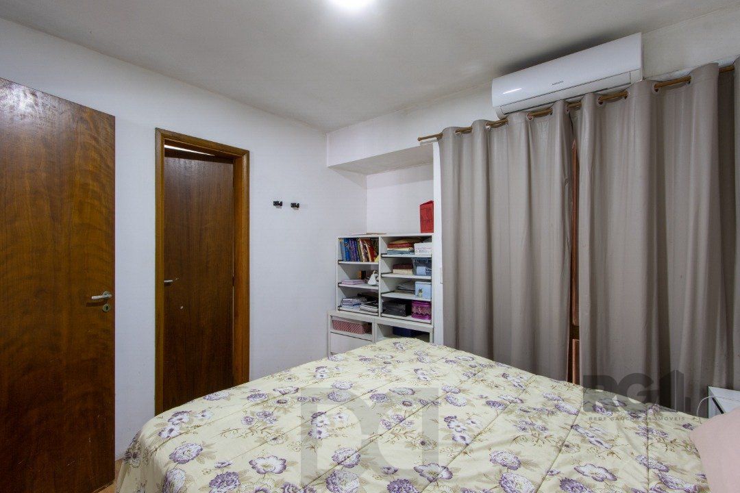 Excelente oportunidade de casa à venda em condomínio fechado no Reserva Guarujá, localizado na Avenida da Serraria em Porto Alegre. — foto 28
