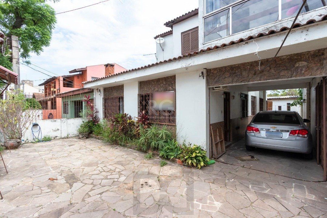 Casa para Venda - 149.99m², 6 dormitórios, sendo 2 suites, Nonoai — foto 3