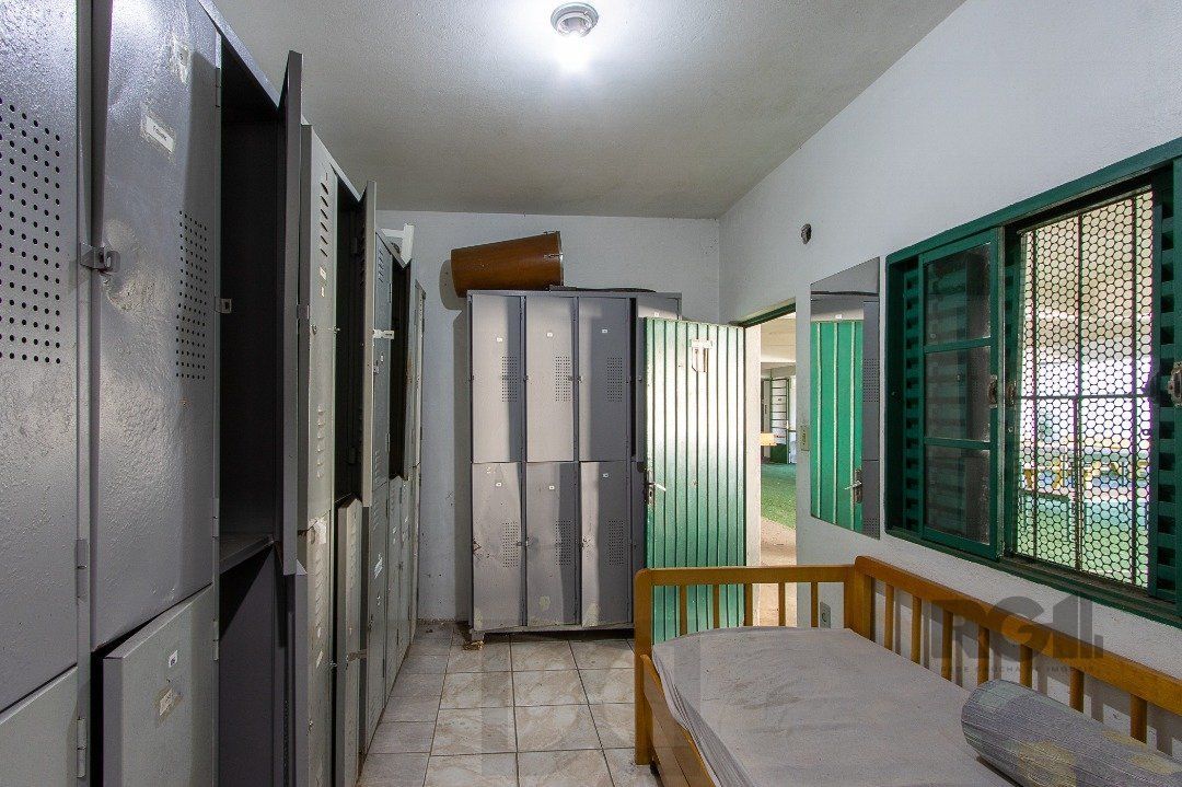 Prédio com 1063m², distribuídos em quatro pavimentos — foto 115
