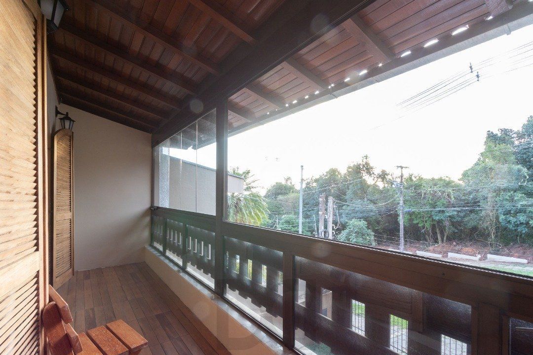 Casa para Venda - 232.5m², 3 dormitórios, sendo 1 suites, 4 vagas - Nonoai — foto 13