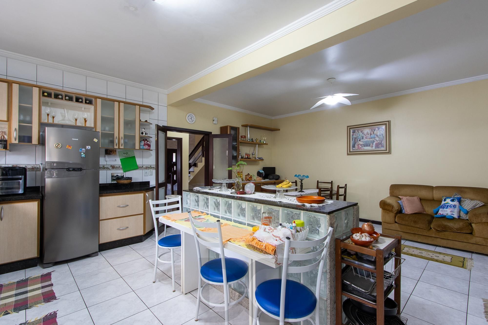 Casa Residencial ou Comercial, com 3 quartos (1 suite), 229m² privativos - Bairro Tristeza — foto 12