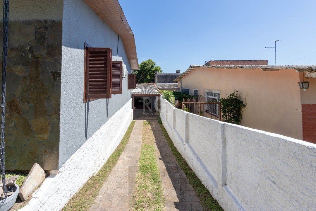 Casa para Venda - 176m², 4 dormitórios, sendo 1 suíte, 3 vagas - Espirito Santo — foto 16