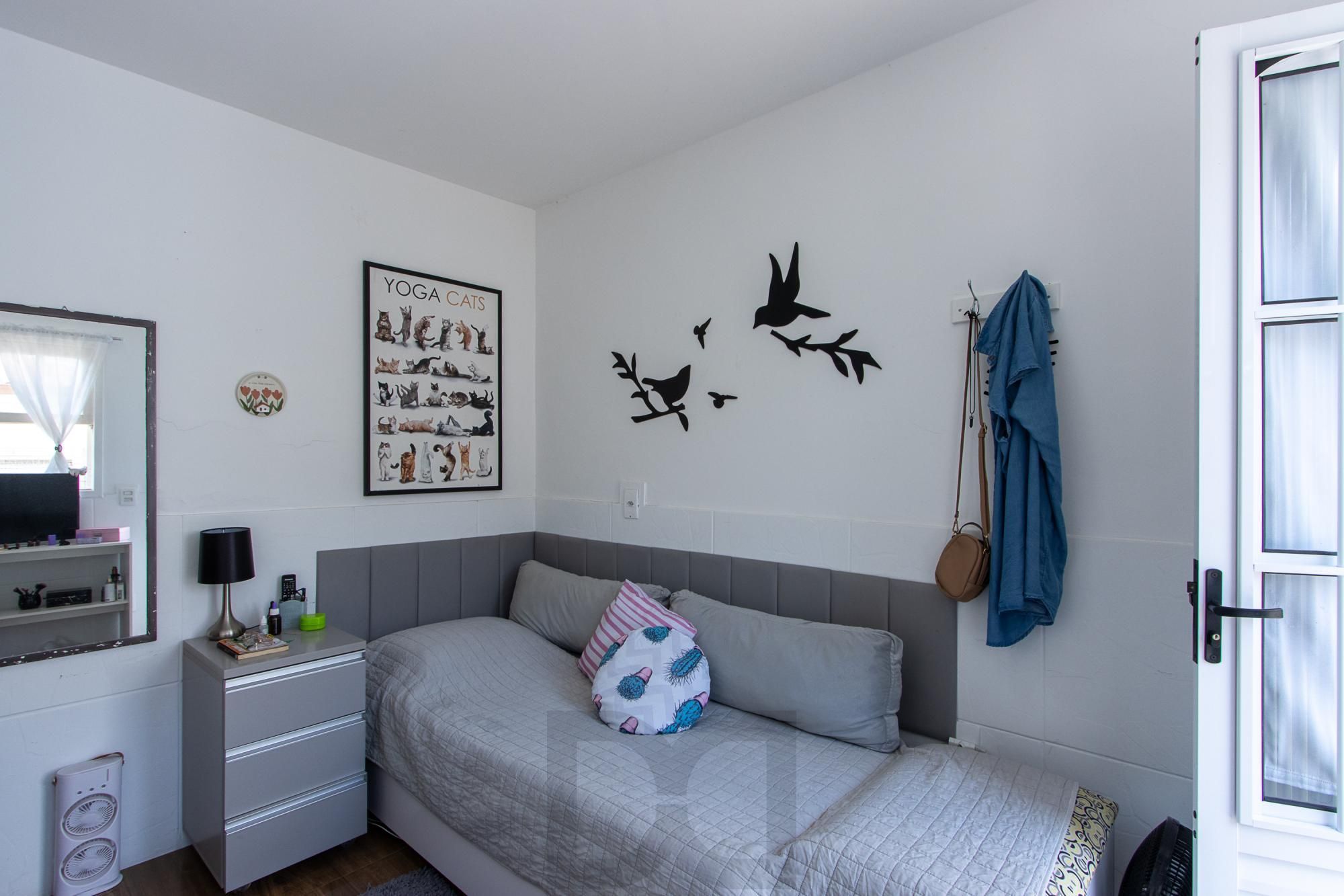 Linda casa totalmente reformada, 3 quartos (1 suite), 2 vagas cobertas - Bairro Nonoai — foto 42