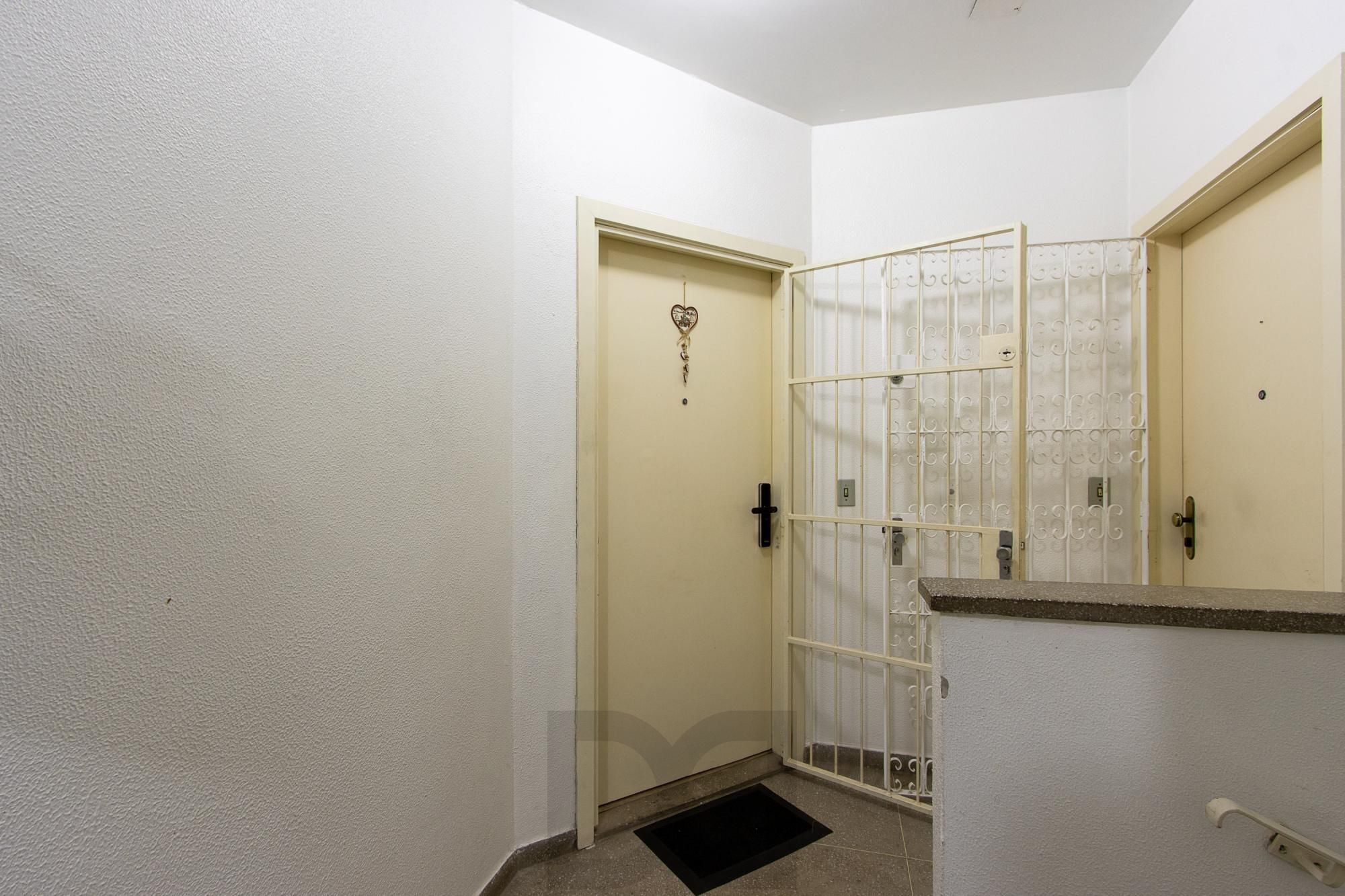 Apartamento 2 dormitórios I Vaga de garagem- bairro Tristeza — foto 23