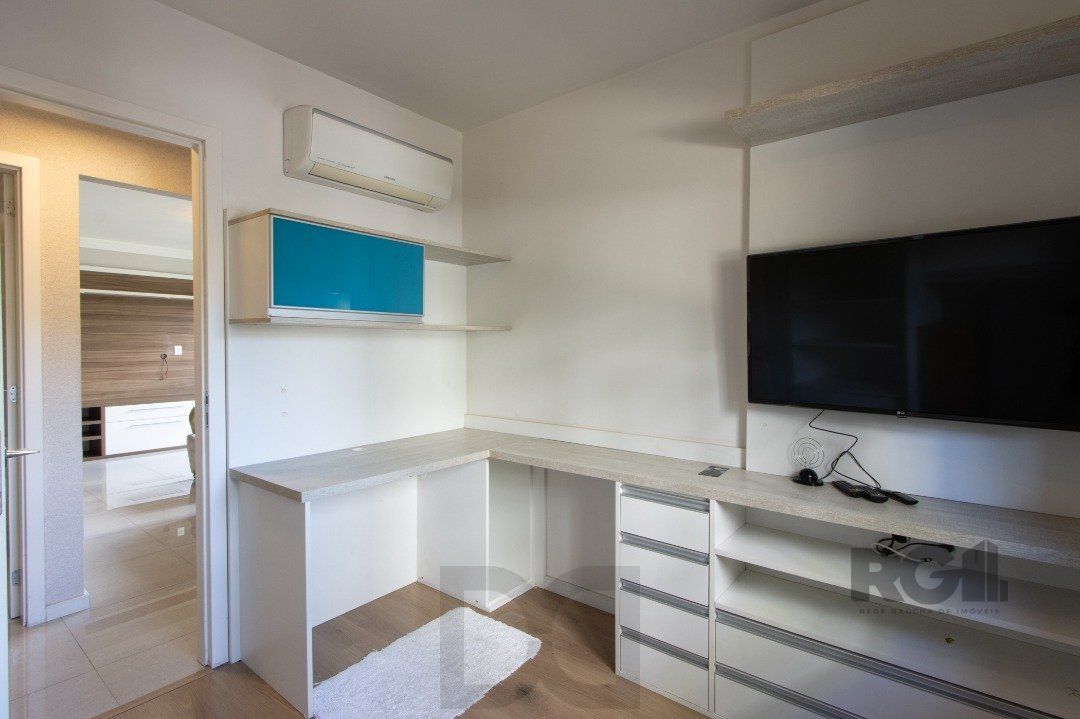 **Apartamento Residencial com 3 Quartos e 3 Banheiros em Camaquã, Porto Alegre, RS** — foto 32