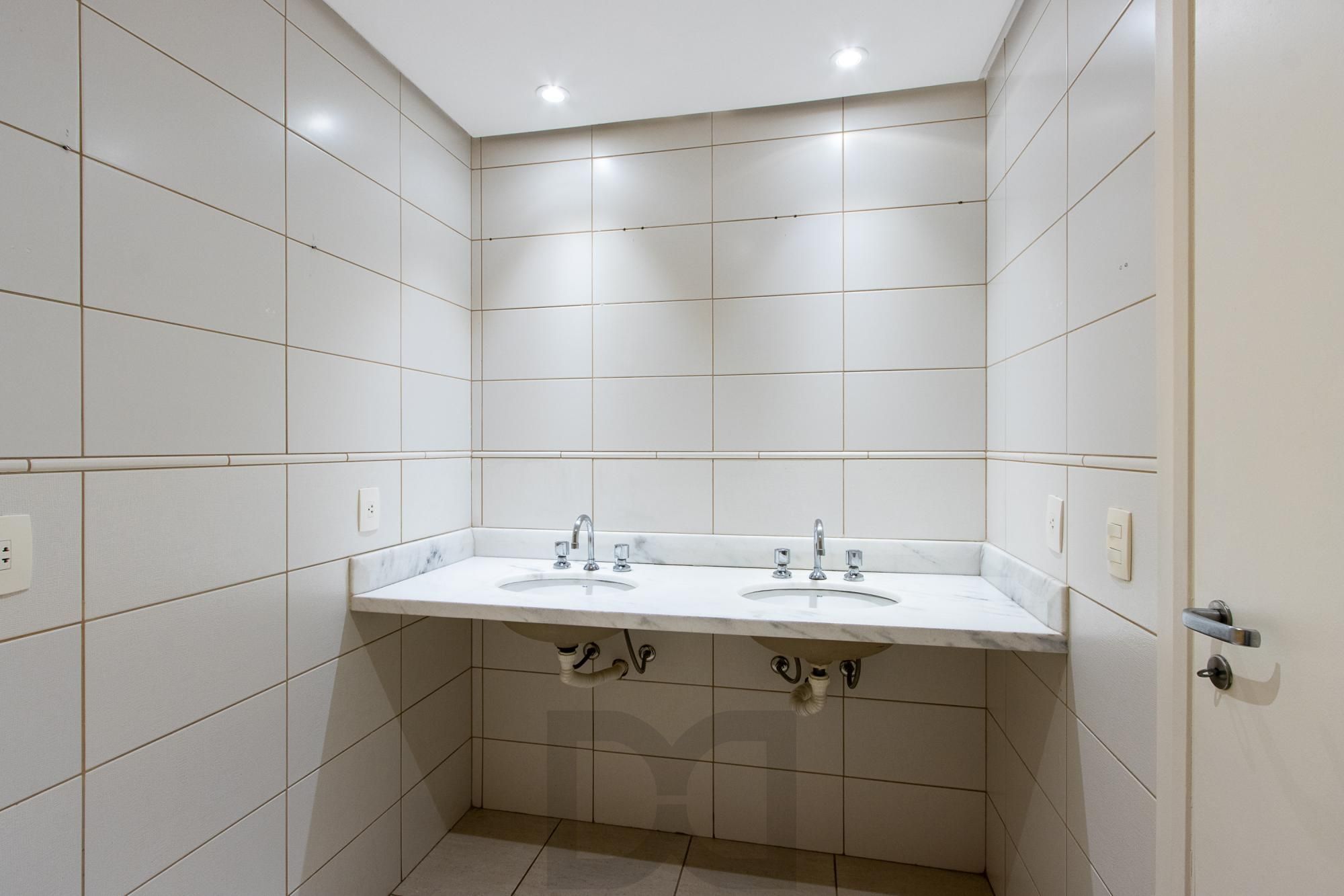 Excelente apartamento de 3 dormitórios, 1 suíte e 2 vagas de garagem. — foto 29