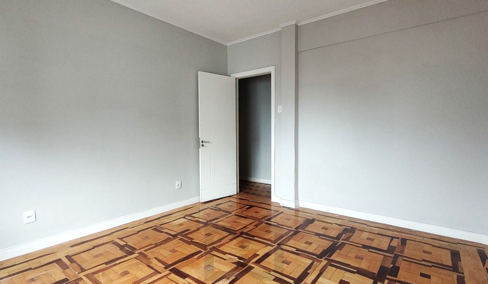 Apartamento de 3 dormitórios, 2 banheiros no Centro Histórico. — foto 23