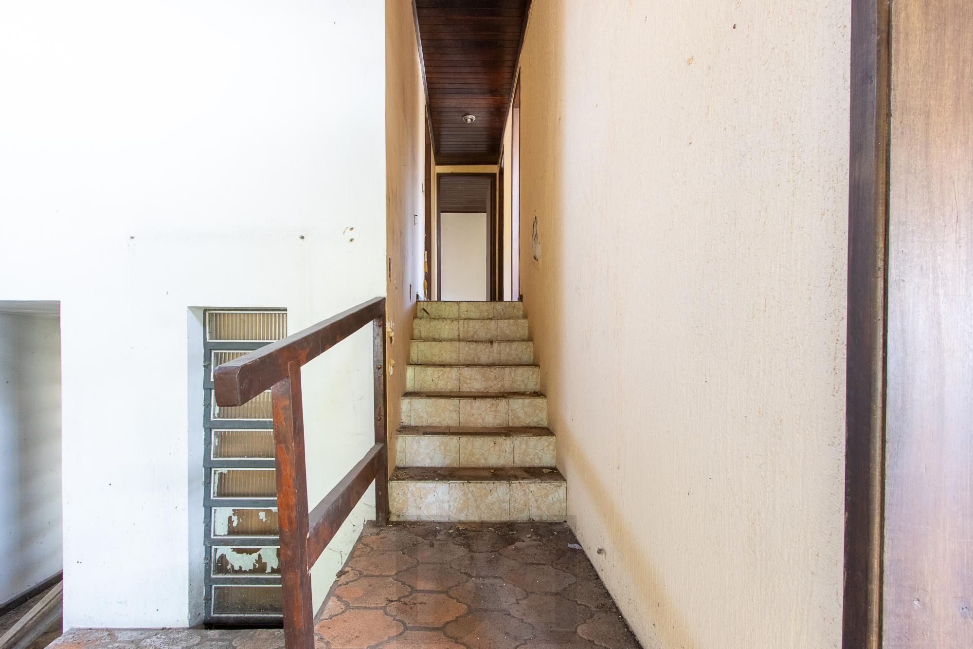 Casa para Venda - 320m², 3 dormitórios, sendo 1 suites, 4 vagas - Cristal — foto 15