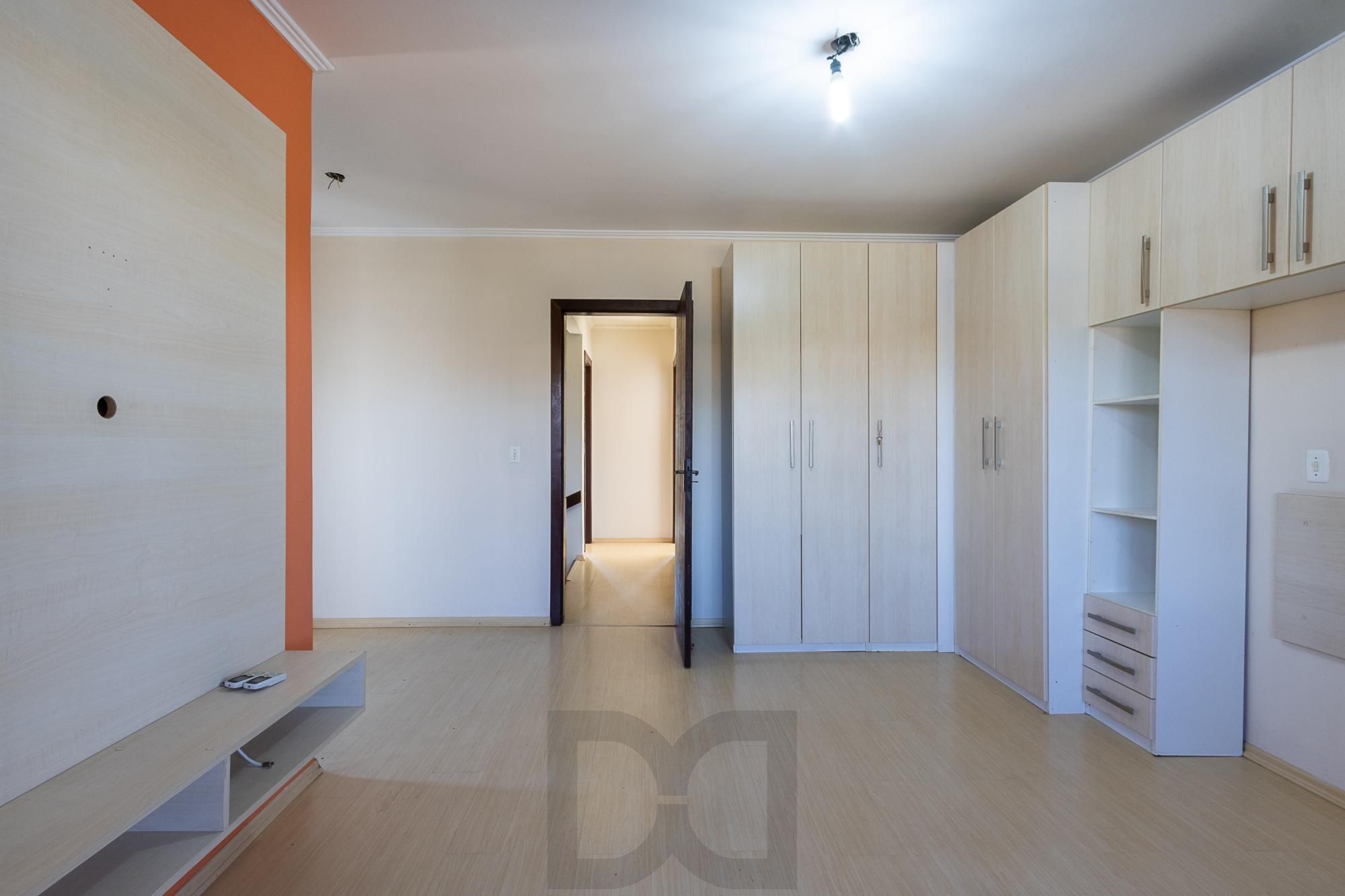 Casa 3 dorm. I suíte I Vaga 2 carros — foto 32
