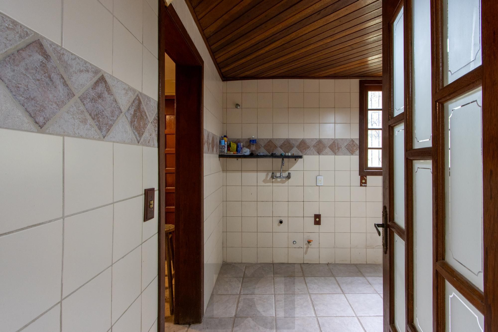 PRÉDIO RESIDENCIAL OU AIRBND, COM 2 APARTAMENTOS DE 1 E 2 DORMITÓRIOS - BAIRRO NONOAI — foto 12