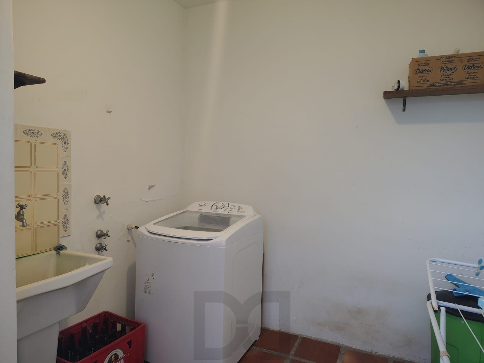 Casa de alvenaria, com 3 dormitórios, 1 suíte e 2 vagas de garagem coberta. — foto 30