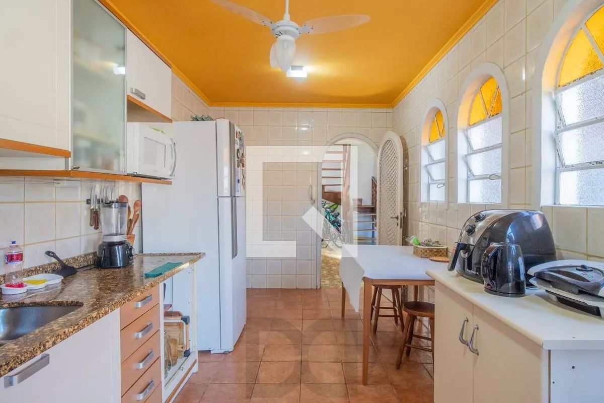 Casa á venda com 3 dormitórios no bairro Ipanema em Porto Alegre — foto 7