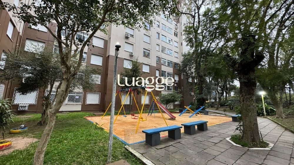 Apartamento 2 Dorm na Campos Velho