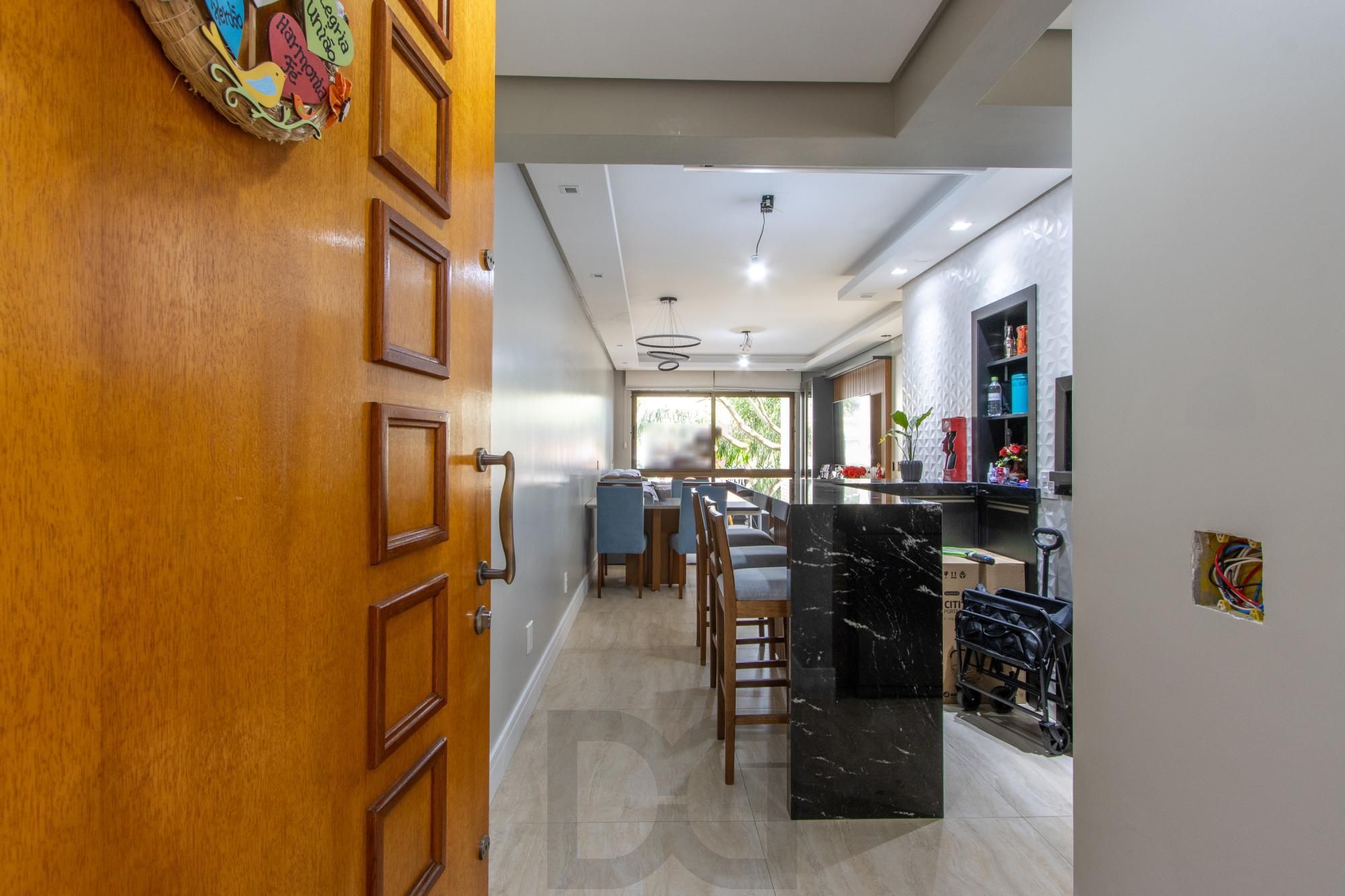 Apartamento no bairro Tristeza, Reformado e em ótimo estado! — foto 2