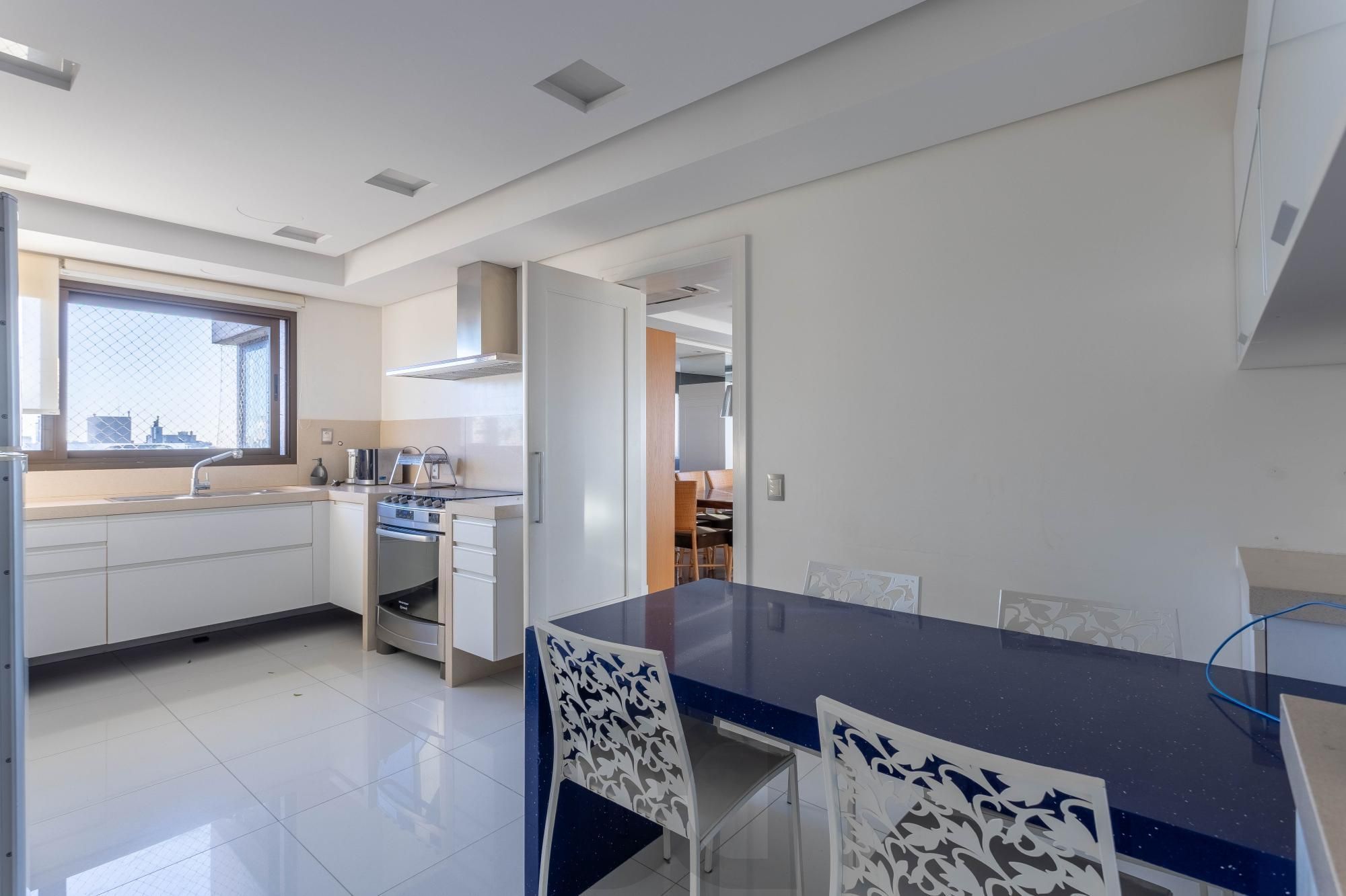 Apartamento para alugar em Mont 'Serrat com 6 quartos, 6 vagas e ótima localização — foto 35