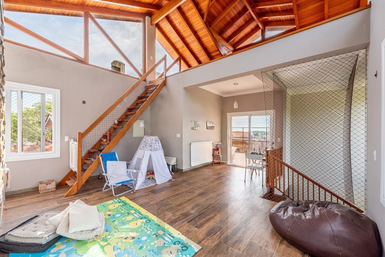 Excelente casa de 3 quartos, 1 suíte e 2 vagas no bairro Ipanema! — foto 14