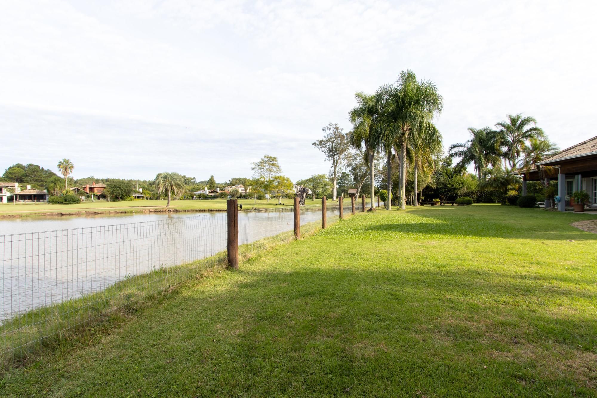 Casa térrea/2.371m2 de terreno no Condomínio Terra Ville, com fundo para o lago. — foto 31