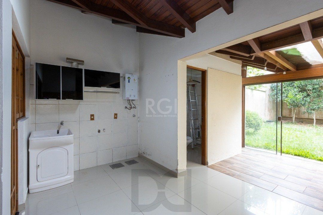 Casa para Venda - 181.99m², 3 dormitórios, sendo 1 suites, 2 vagas - Jardim Isabel — foto 14
