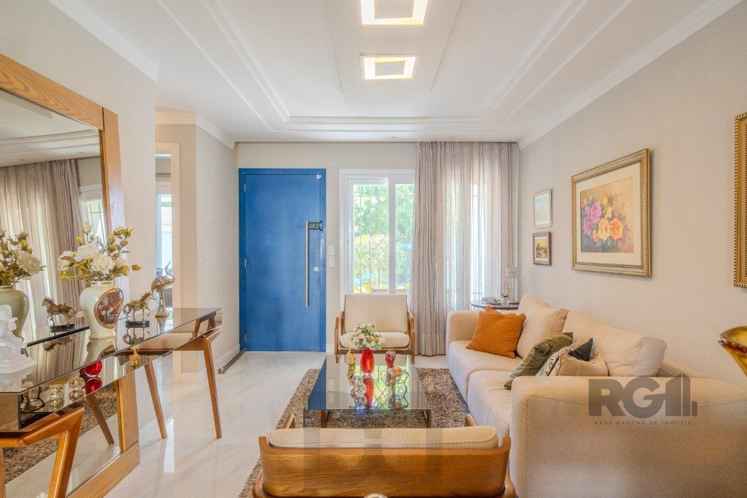 Casa de Condomínio com Arquitetura Exclusiva e Ambientes Sofisticados — foto 7