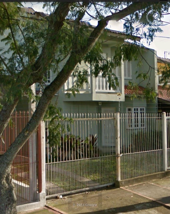 Amplo sobrado com 3 dormitórios — foto 2